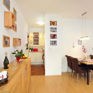https://apartment-labsk-108-pindlerv-mln.spindleruvmlyn-hotels.com