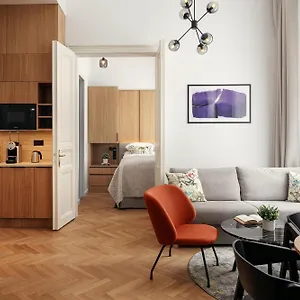 شقة فندقية R16 Residences